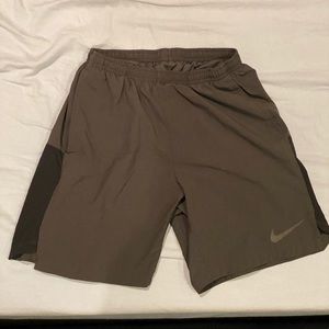 Nike athletic men’s shorts
